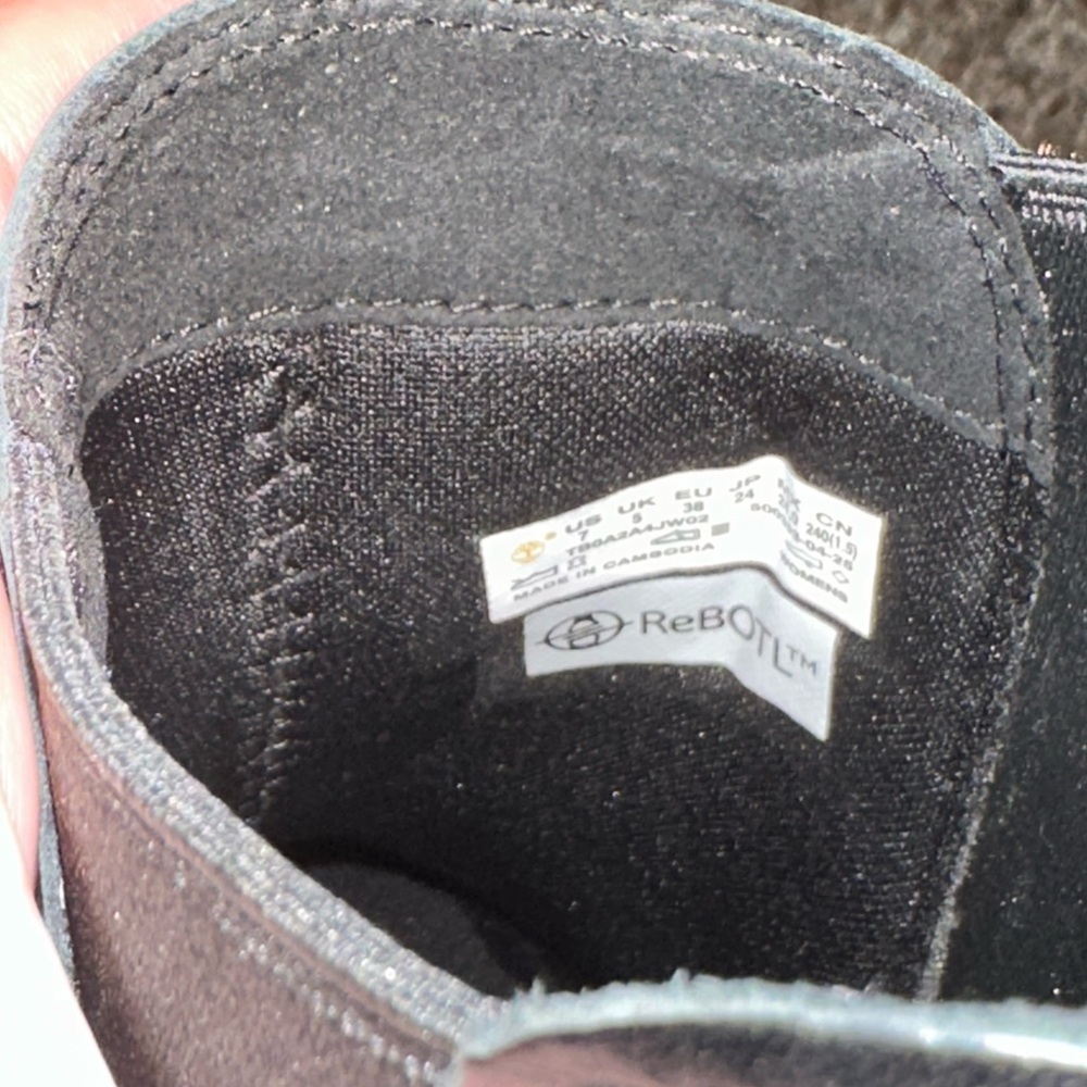 Timberland Black Leather Block Heel Chelsea Ankle Boots - Picture 8 of 8